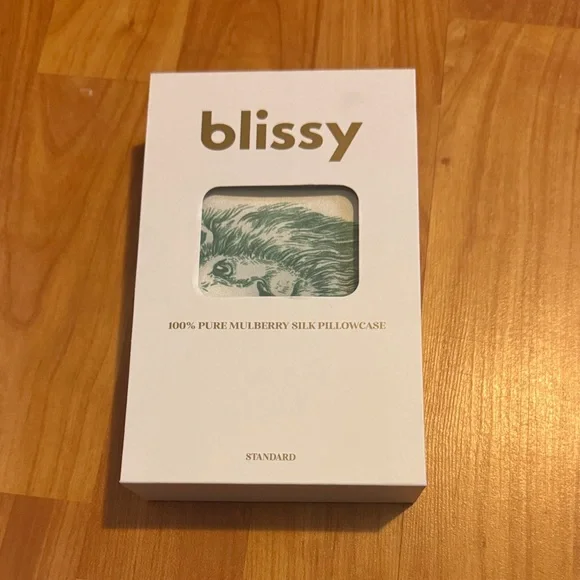 Blissy 100% Pure Mulberry Silk Pillowcase, Standard, Green wicked - Picture 1 of 5